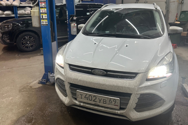 Ford Kuga II - замена штатной магнитолы на многофункциональную мультимедиа от Teyes